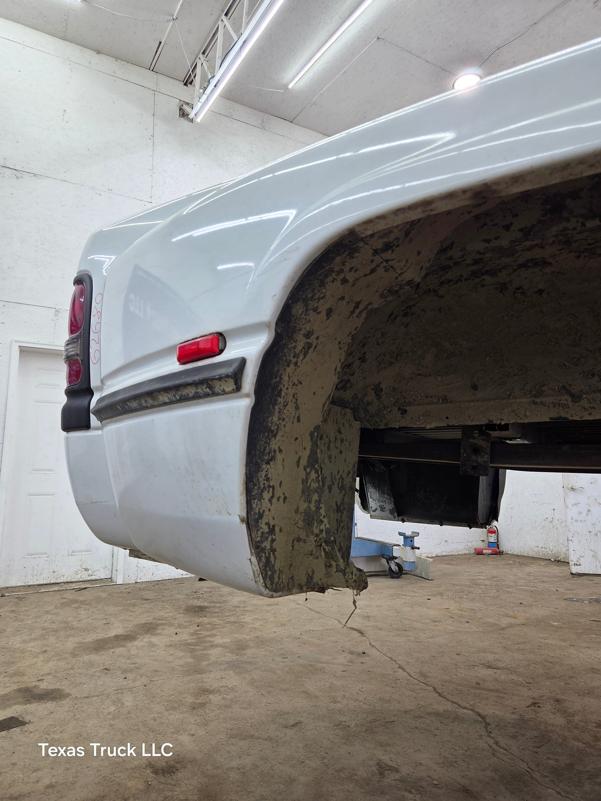 1994-2002 Dodge Ram 3500 2nd Gen Dually 8' Long Truck Bed - Bright White Clear Coat