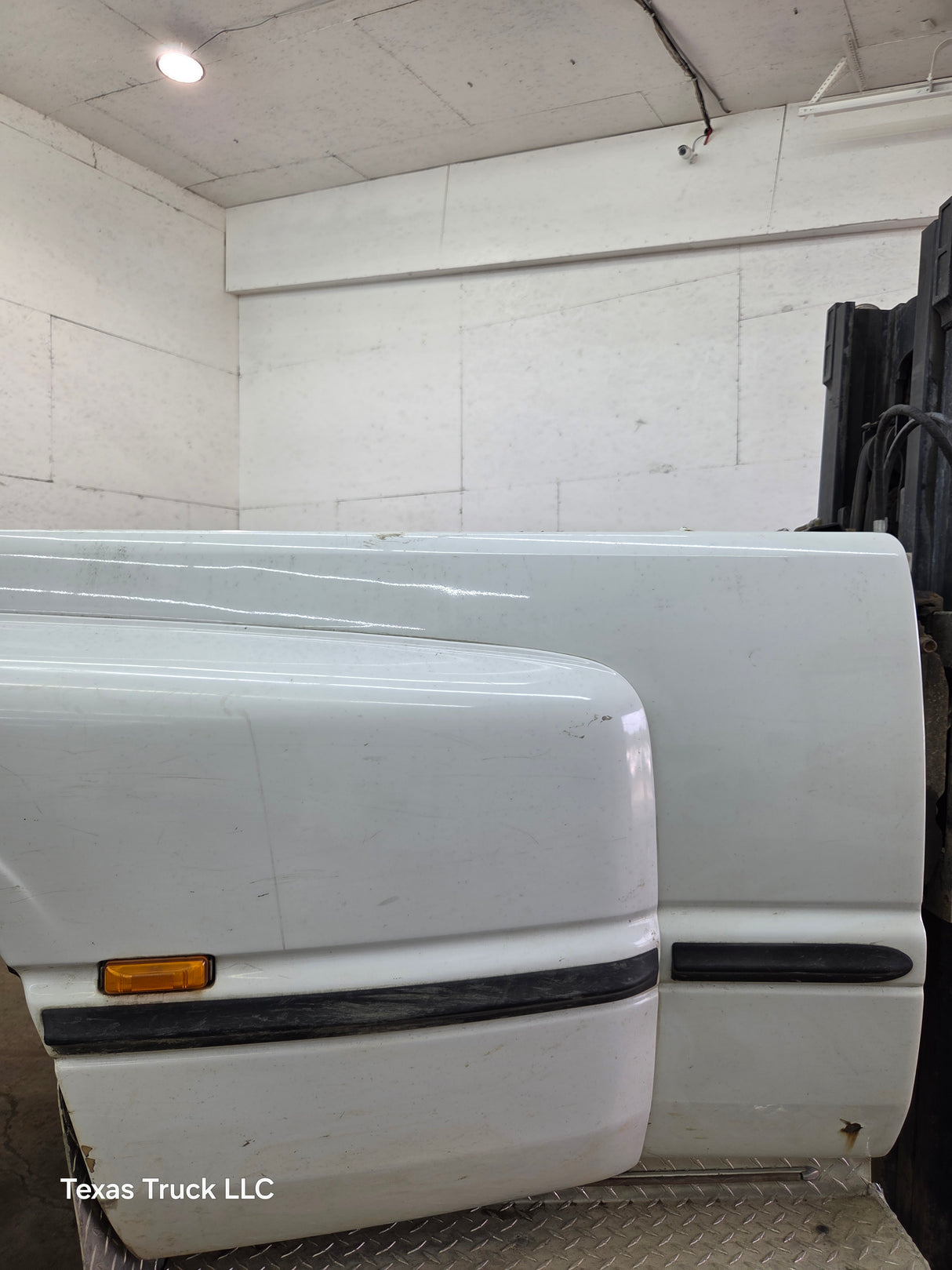 1994-2002 Dodge Ram 3500 2nd Gen Dually 8' Long Truck Bed - Bright White Clear Coat