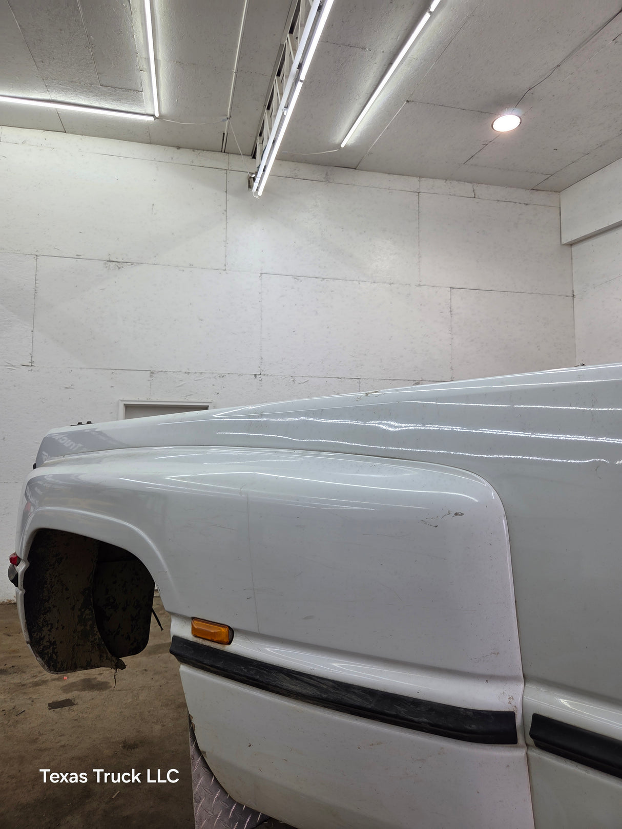 1994-2002 Dodge Ram 3500 2nd Gen Dually 8' Long Truck Bed - Bright White Clear Coat
