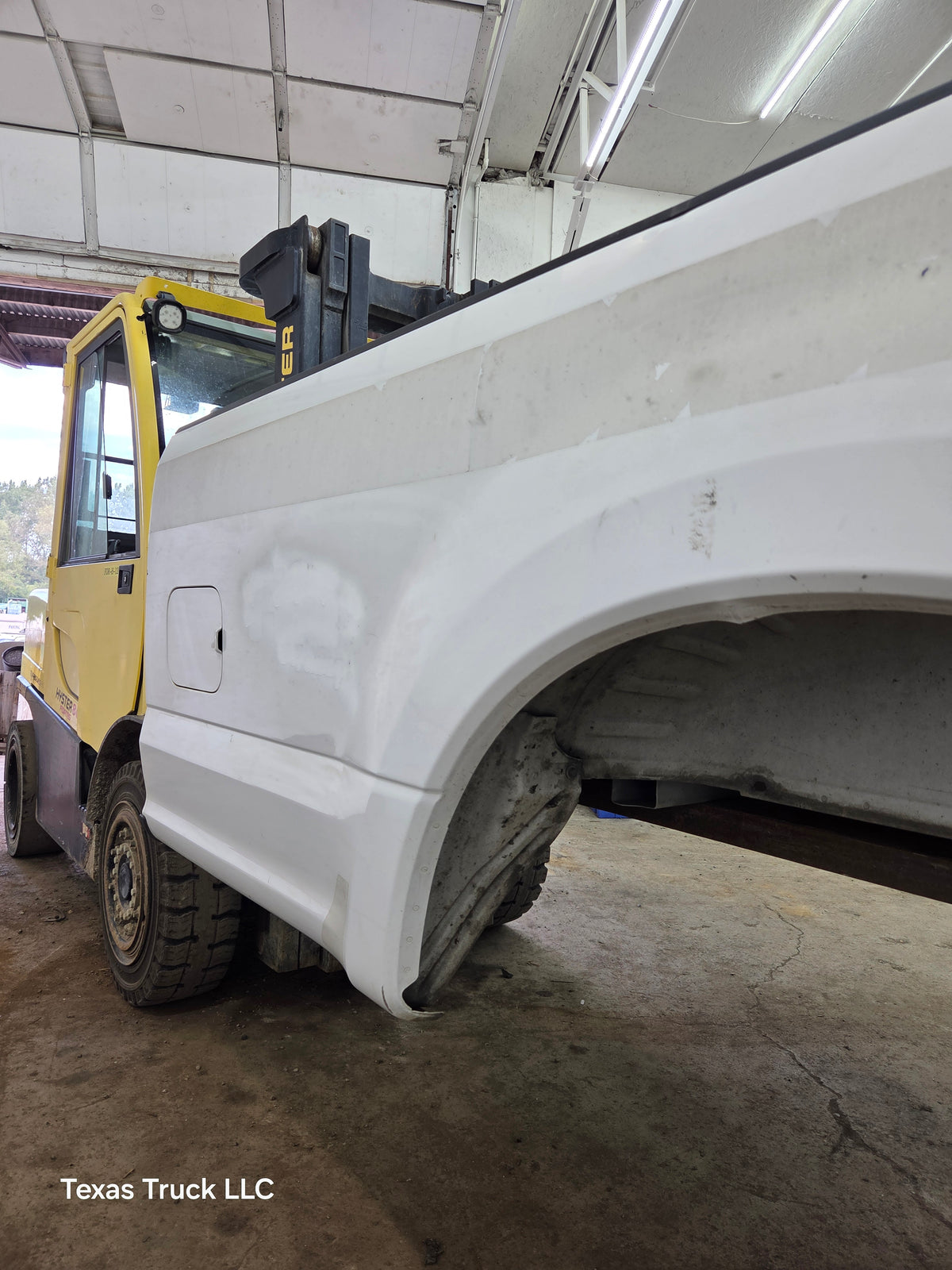 2017-2022 Ford F250 F350 Super Duty 8' Long Truck Bed - Oxford White