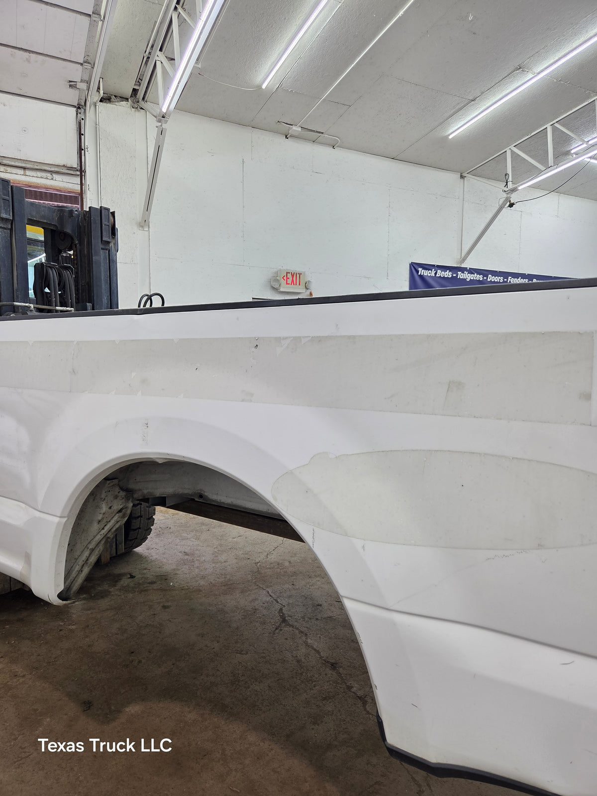 2017-2022 Ford F250 F350 Super Duty 8' Long Truck Bed - Oxford White