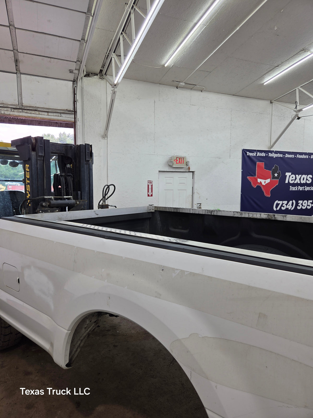 2017-2022 Ford F250 F350 Super Duty 8' Long Truck Bed - Oxford White