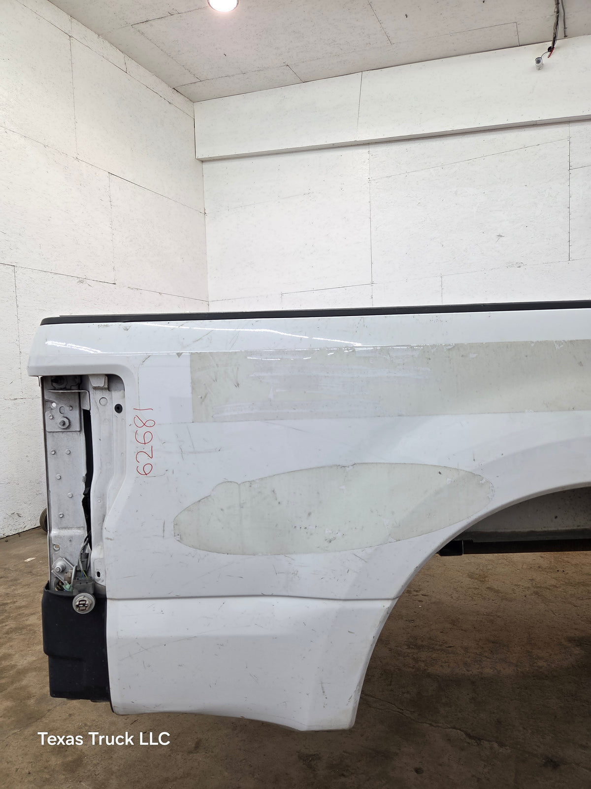 2017-2022 Ford F250 F350 Super Duty 8' Long Truck Bed - Oxford White