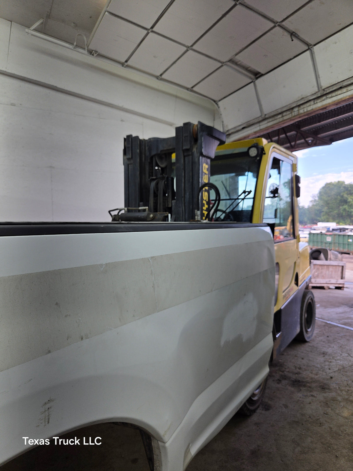 2017-2022 Ford F250 F350 Super Duty 8' Long Truck Bed - Oxford White