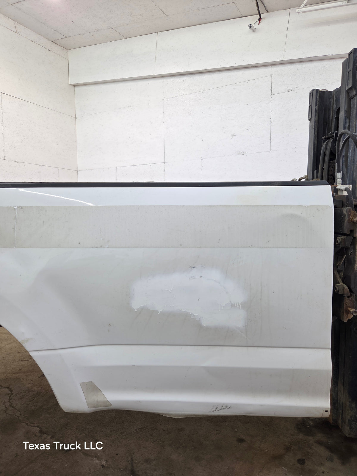 2017-2022 Ford F250 F350 Super Duty 8' Long Truck Bed - Oxford White