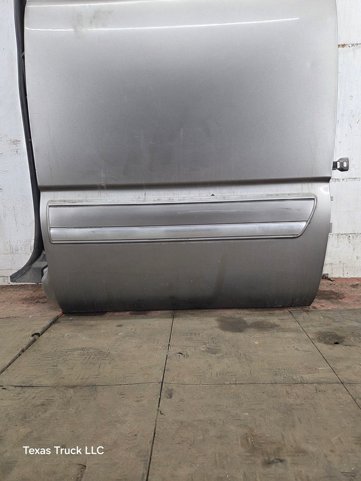 1999-2006 Chevrolet Silverado / GMC Sierra 1500 2500 3500 HD Rear Driver Side Extended Cab Rear Door