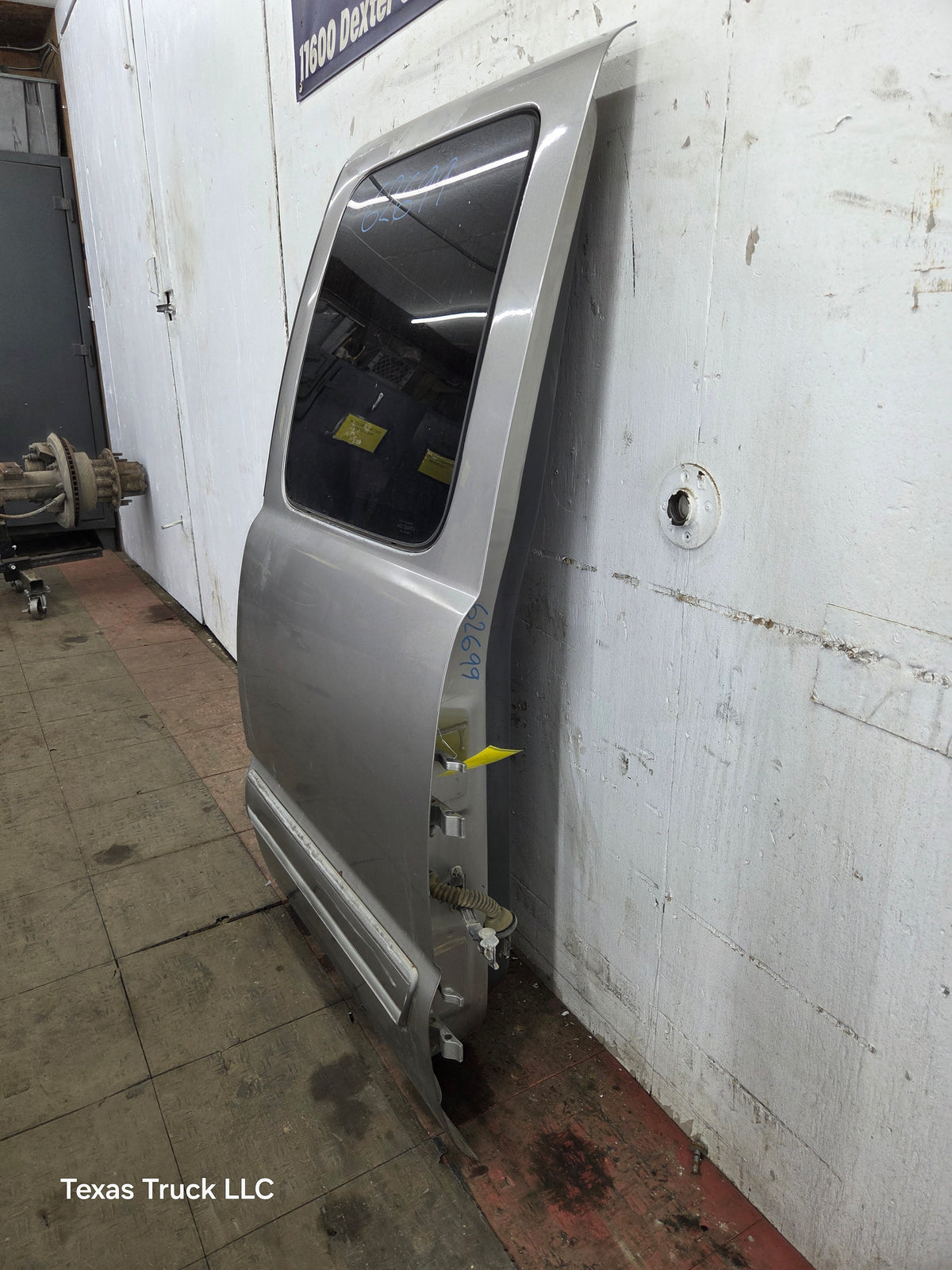 1999-2006 Chevrolet Silverado / GMC Sierra 1500 2500 3500 HD Rear Driver Side Extended Cab Rear Door