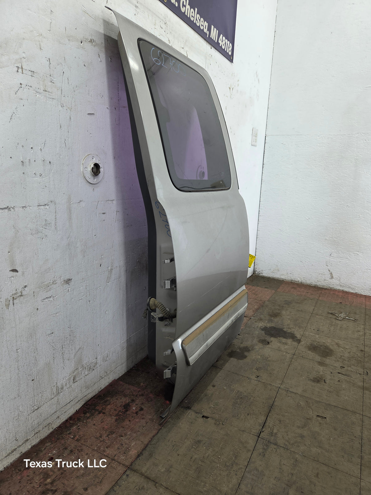 1999-2006 Chevrolet Silverado / GMC Sierra 1500 2500 3500 HD Rear Passenger side Extended Cab Rear Door