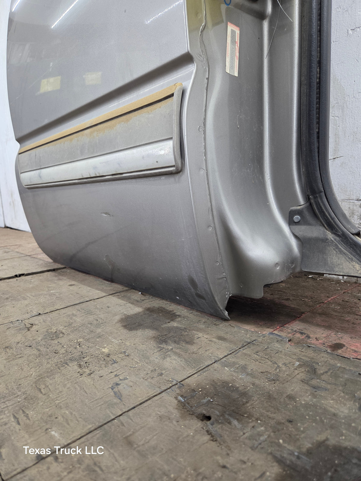 1999-2006 Chevrolet Silverado / GMC Sierra 1500 2500 3500 HD Rear Passenger side Extended Cab Rear Door