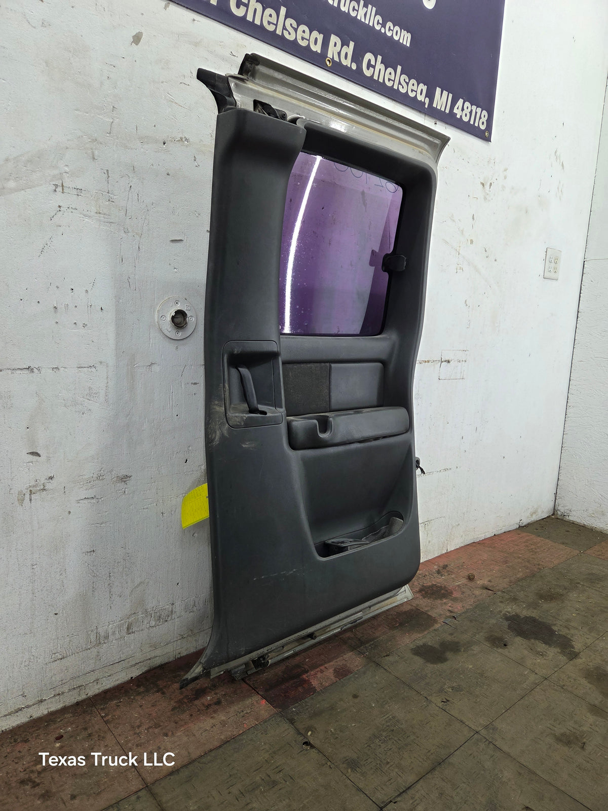 1999-2006 Chevrolet Silverado / GMC Sierra 1500 2500 3500 HD Rear Passenger side Extended Cab Rear Door