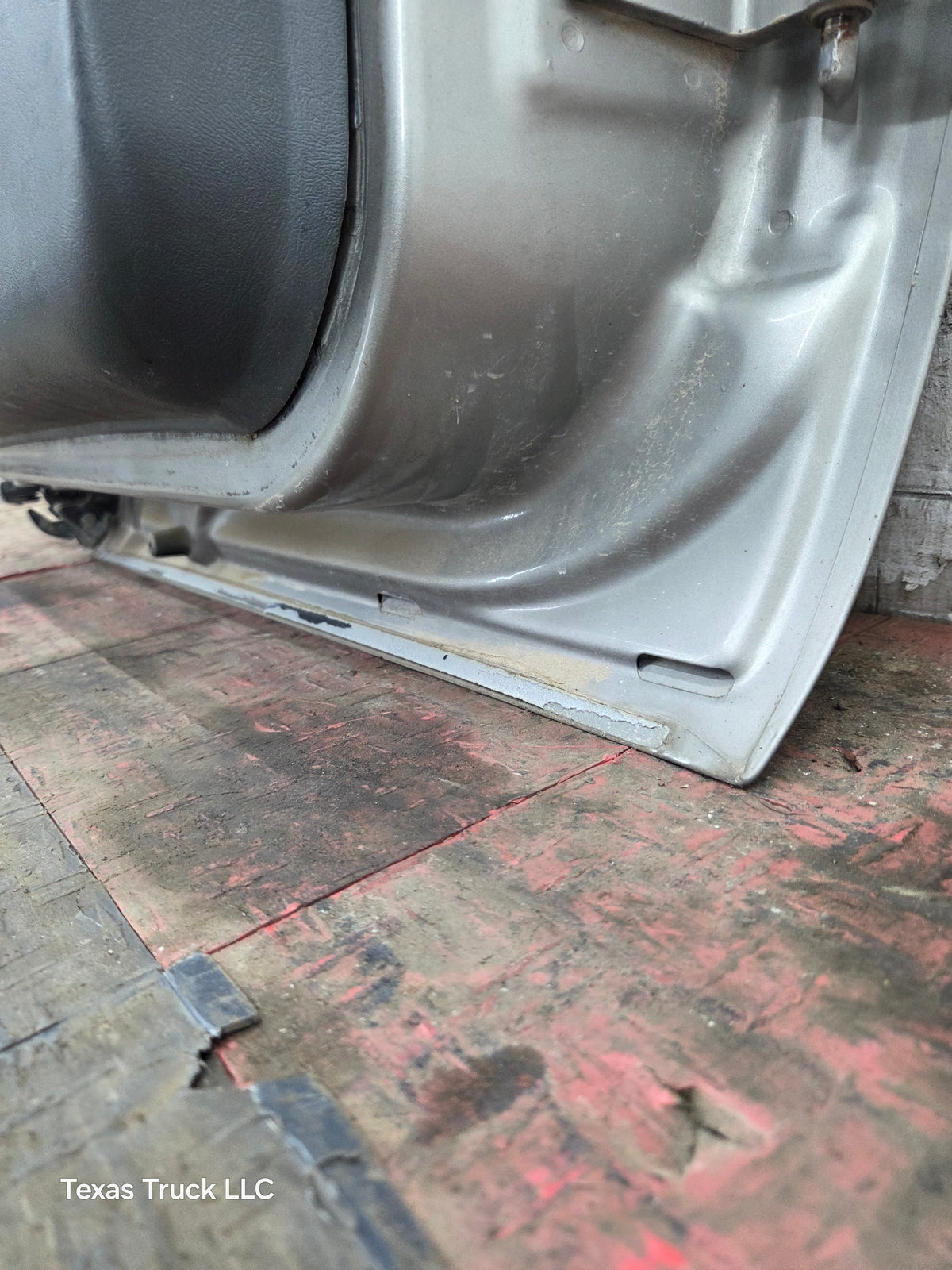 1999-2006 Chevrolet Silverado / GMC Sierra 1500 2500 3500 HD Rear Passenger side Extended Cab Rear Door