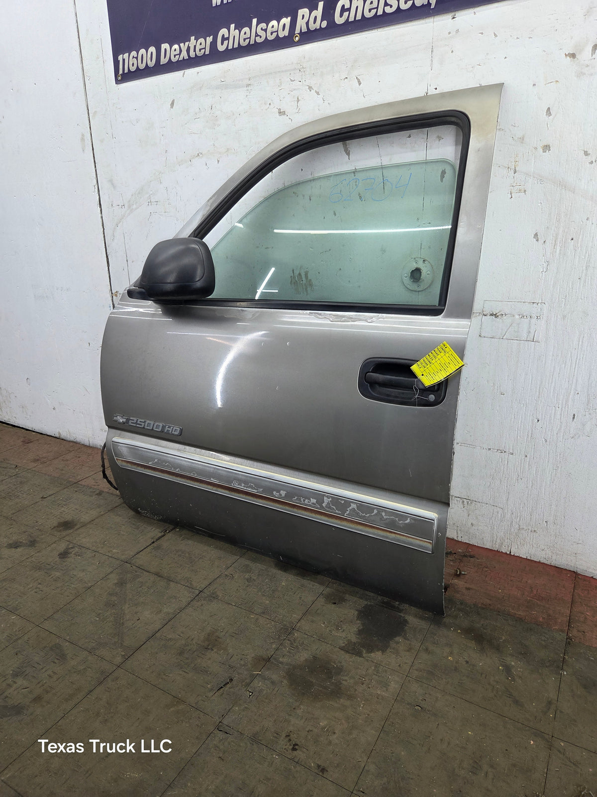 1999-2006 Chevrolet Silverado / GMC Sierra 1500 2500 3500 HD Front Driver Side Door LH