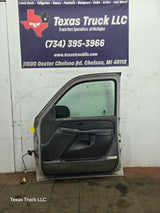 1999-2006 Chevrolet Silverado / GMC Sierra 1500 2500 3500 HD Front Passenger side Door RH