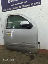 2007-2013 Chevrolet Silverado / GMC Sierra 1500 2500 3500 HD RH Front Passenger Side Door