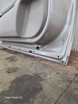 2007-2013 Chevrolet Silverado / GMC Sierra 1500 2500 3500 HD RH Front Passenger Side Door