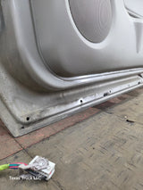 2007-2013 Chevrolet Silverado / GMC Sierra 1500 2500 3500 HD RH Front Passenger Side Door