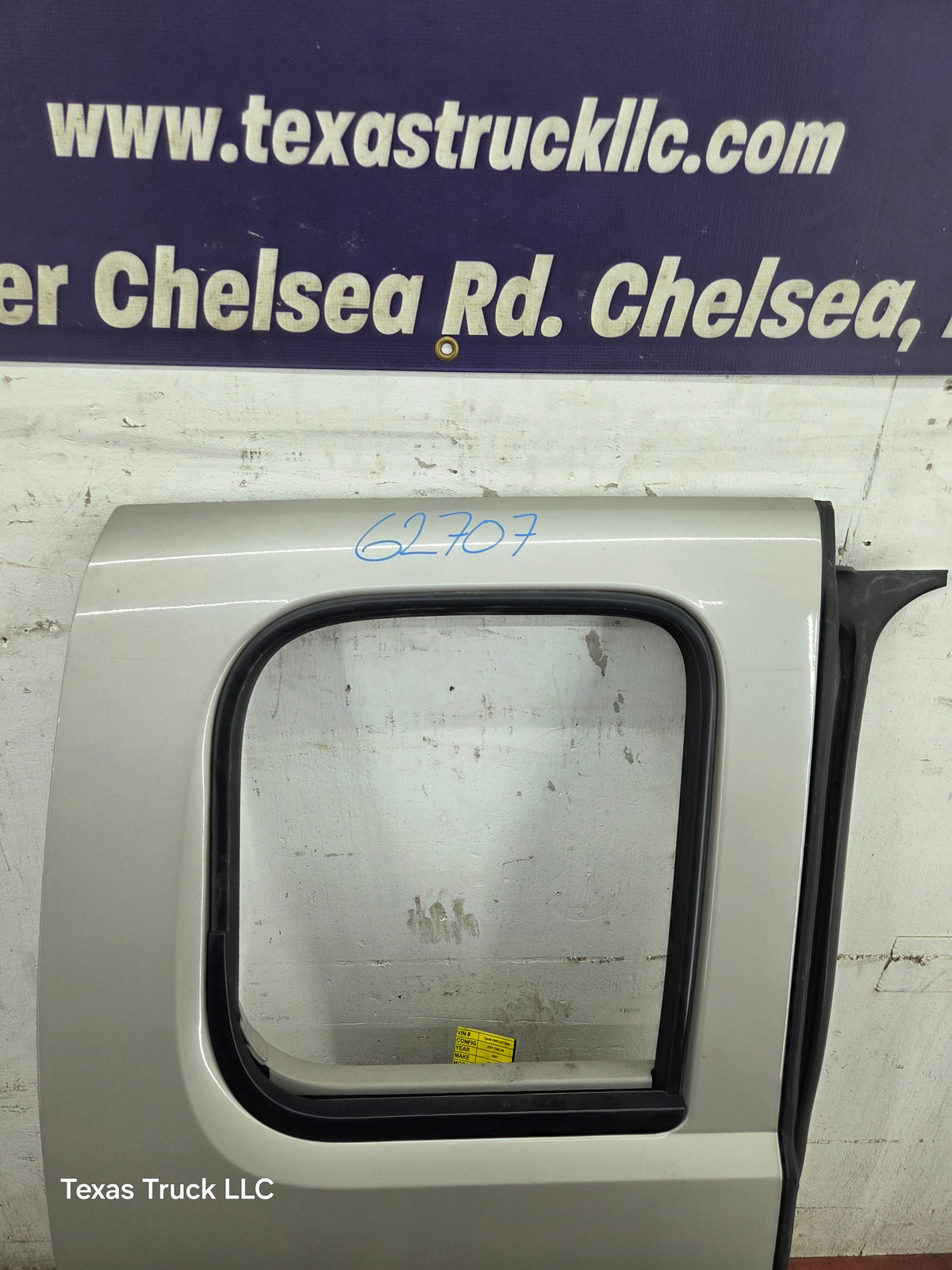 2007-2013 Chevrolet Silverado / GMC Sierra 1500 2500 3500 HD Passenger side Extended Cab RH Rear Door