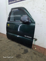 1999-2006 Chevrolet Silverado / GMC Sierra 1500 2500 3500 HD Front Passenger side Door RH