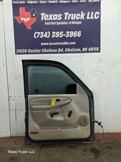 1999-2006 Chevrolet Silverado / GMC Sierra 1500 2500 3500 HD Front Driver Side Door LH