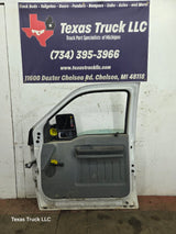 2012-2016 Ford Super Duty RH Passenger Side Front Door F250 F350 F450 F550