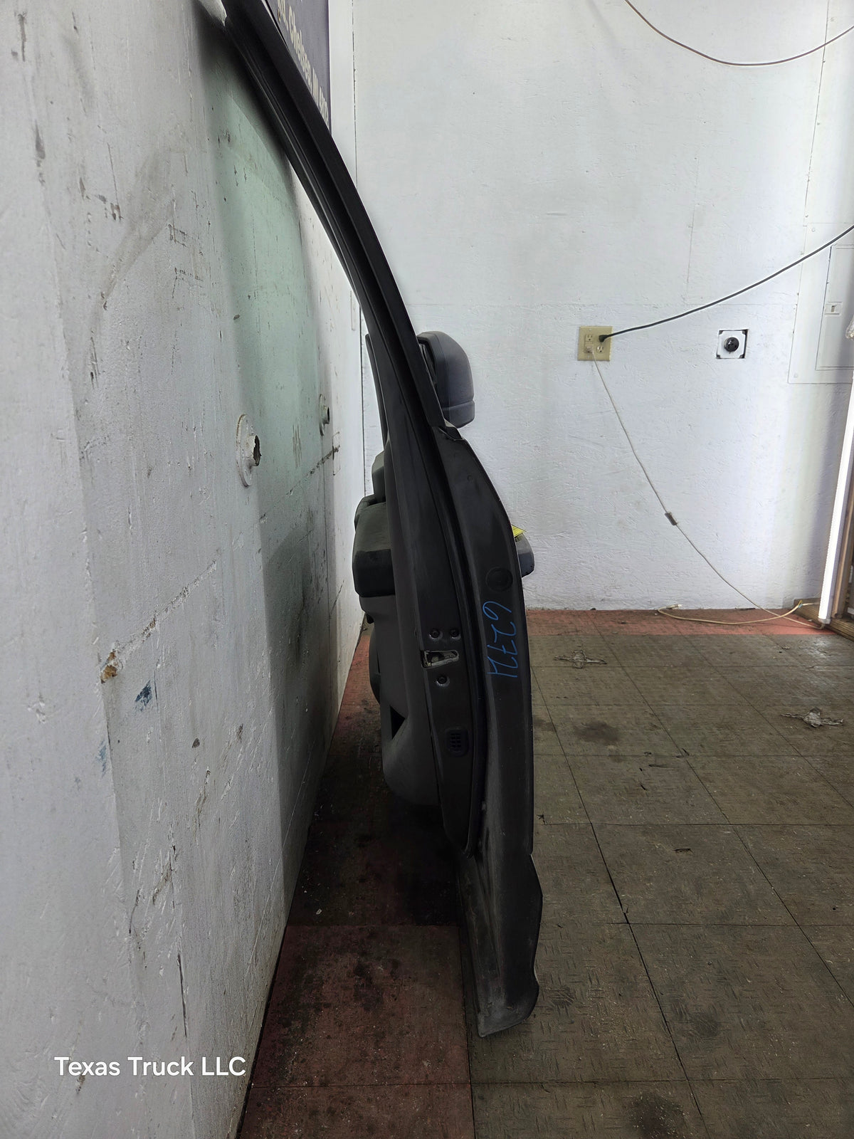 2015-2022 Ford F150 / Super Duty Passenger Side Front Door RH F250 F350 F450 F550