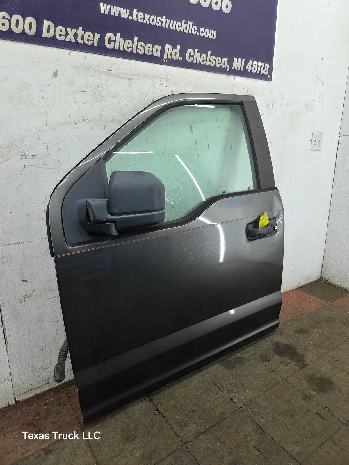 2015-2022 Ford F150 / Super Duty Driver Front Door LH F250 F350 F450 F550