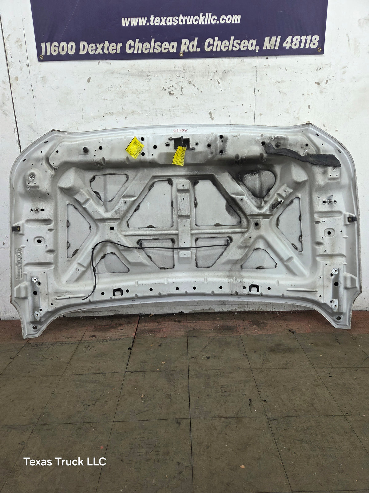 2011-2016 Ford Super Duty Hood F250 F350 F450 F550