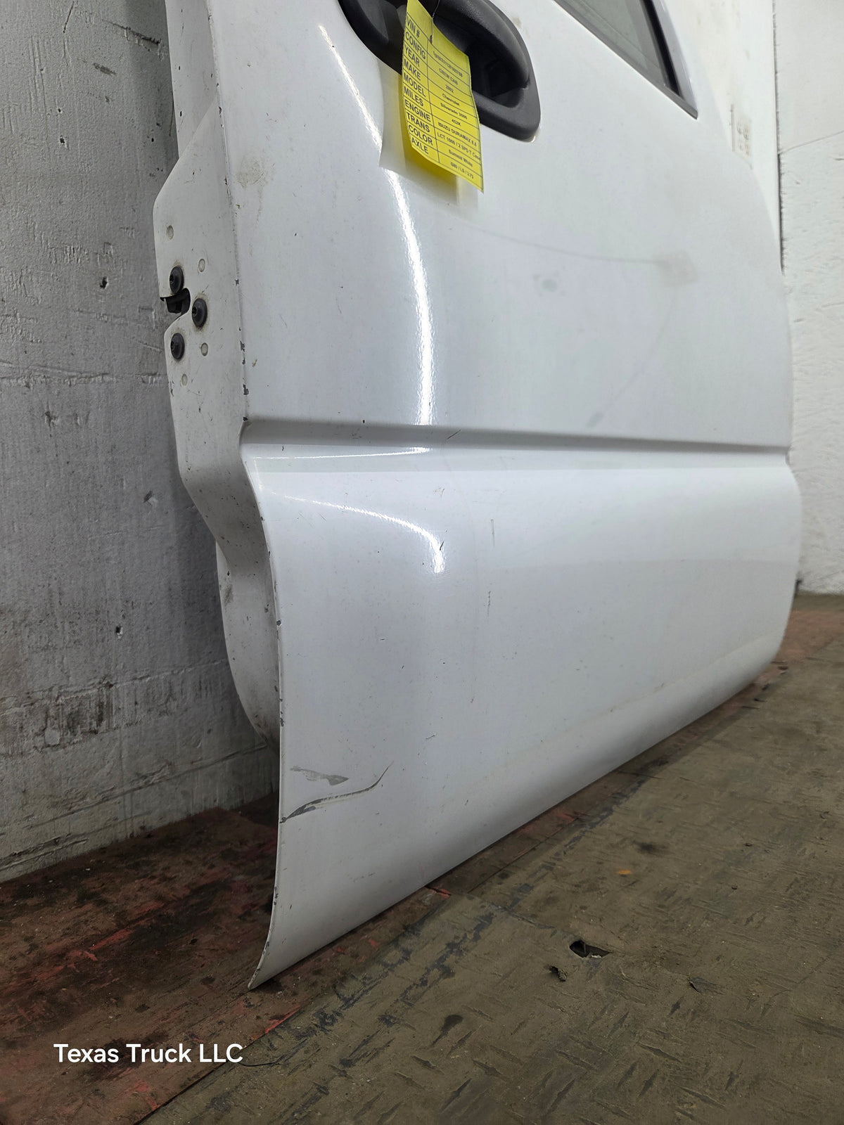 1999-2006 Chevrolet Silverado / GMC Sierra 1500 2500 3500 HD Rear Passenger side Crew Cab rear door RH