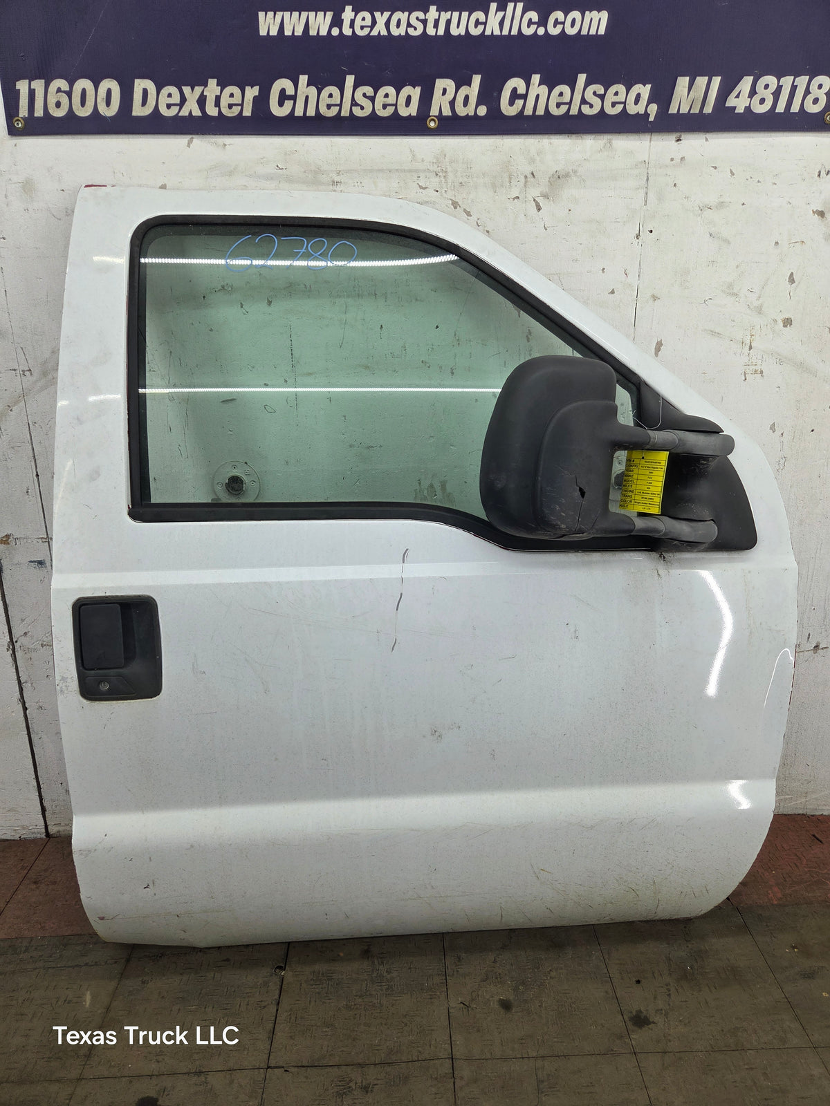 1999-2007 Ford Super Duty RH Passenger Side Front Door F250 F350 F450 F550