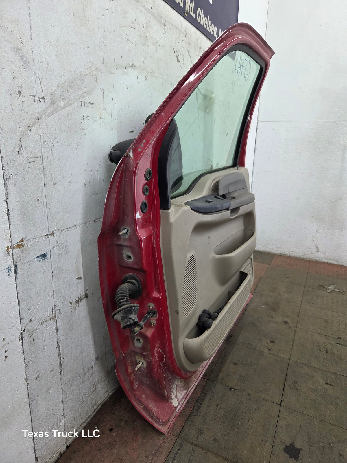 1999-2007 Ford Super Duty RH Passenger Side Front Door F250 F350 F450 F550