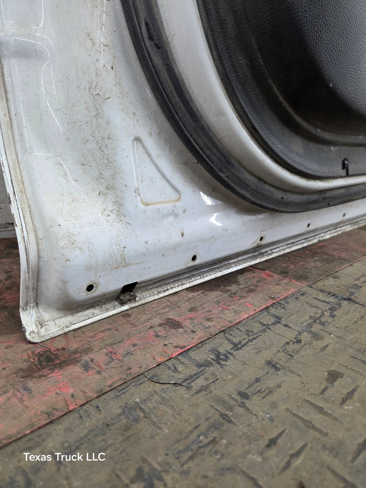 2009-2018 Dodge Ram 4th Gen Driver Side Front Crew Cab Door 1500 2500 3500 4500 5500