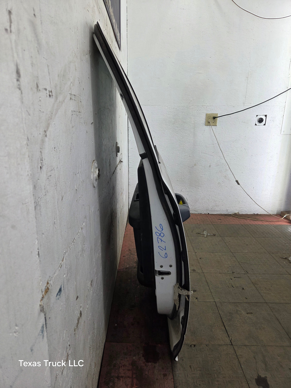 2009-2018 Dodge Ram 4th Gen Passenger Side Rear CREW Cab Door 1500 2500 3500 4500 5500
