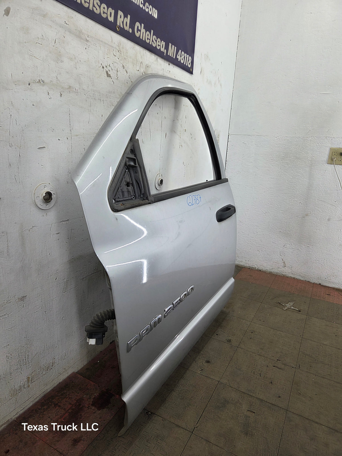 2003-2008 Dodge Ram 3rd Gen Driver Side Front Quad Cab Crew Cab Door 1500 2500 3500 4500 5500
