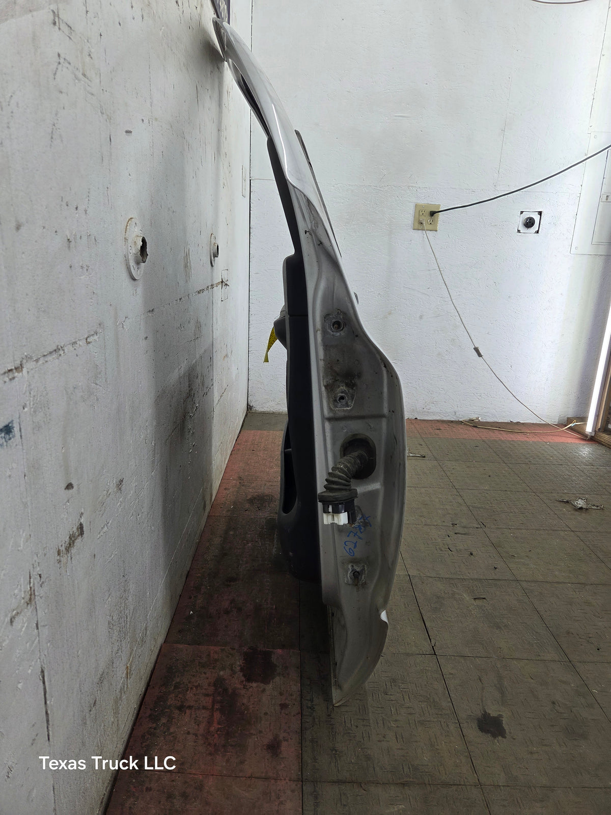 2003-2008 Dodge Ram 3rd Gen Driver Side Front Quad Cab Crew Cab Door 1500 2500 3500 4500 5500