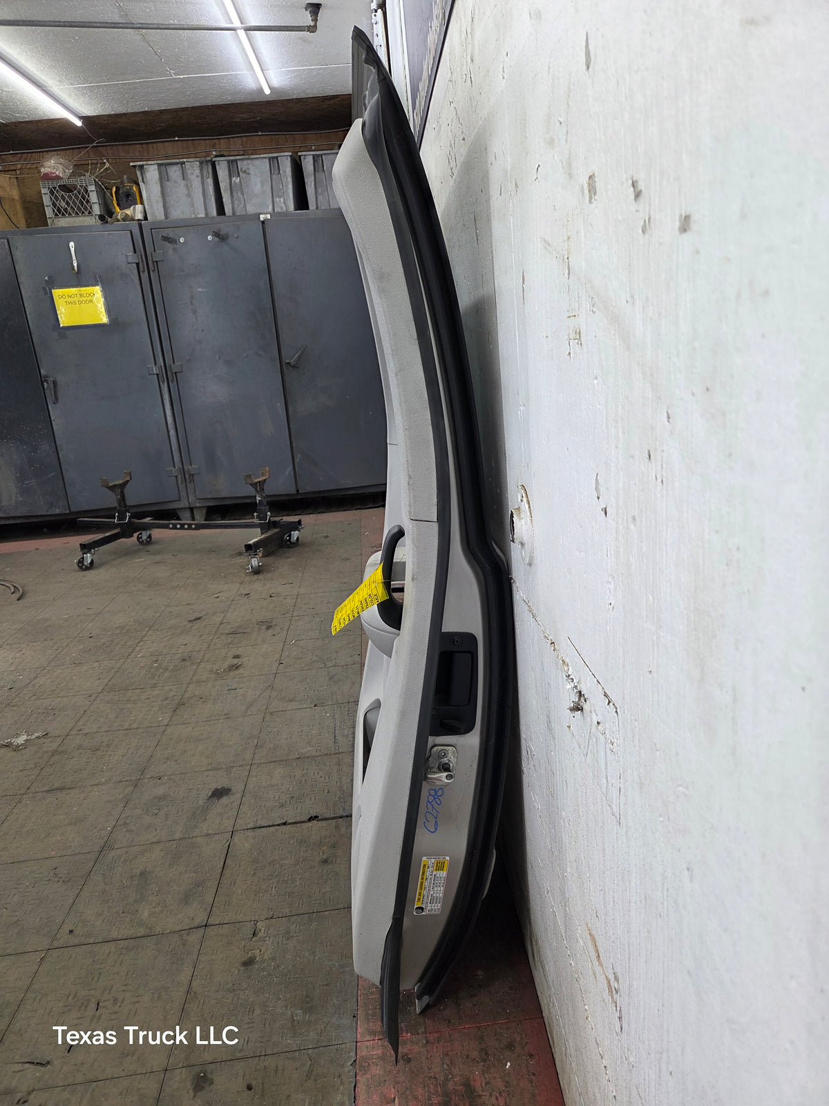 2007-2013 Chevrolet Silverado / GMC Sierra 1500 2500 3500 HD Driver Side Extended Cab LH Rear Door