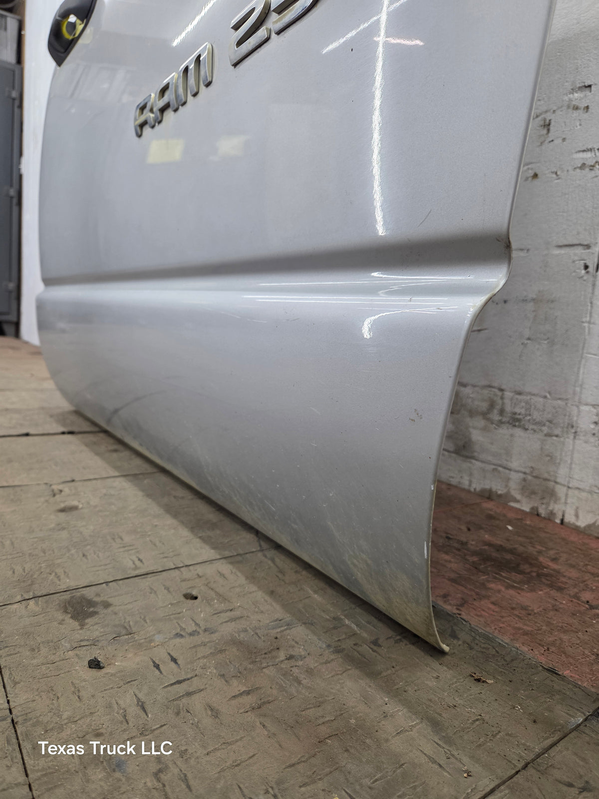 2003-2008 Dodge Ram 3rd Gen Passenger Side Front Quad Cab Crew Cab Door 1500 2500 3500 4500 5500