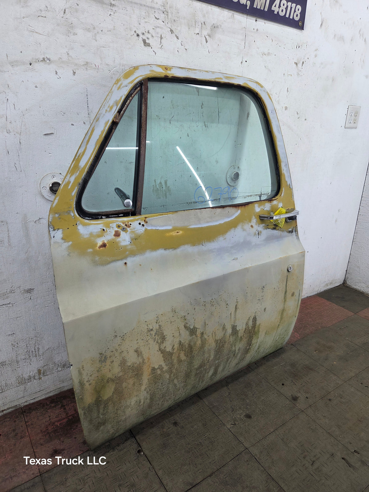 1973-1987 Chevrolet / GMC Square Body Front Drivers Side LH Door K / C Series