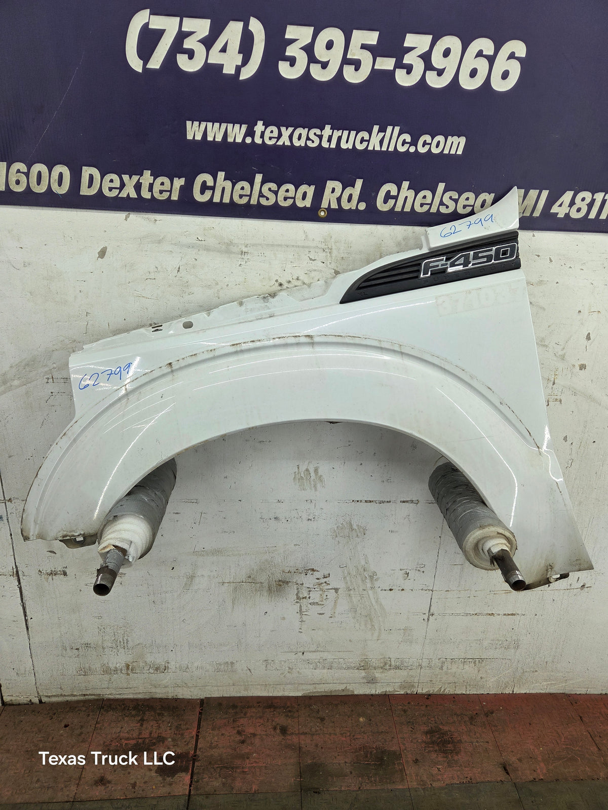 2011-2016 Ford Super Duty F250 F350 LH Driver Side Front Fender