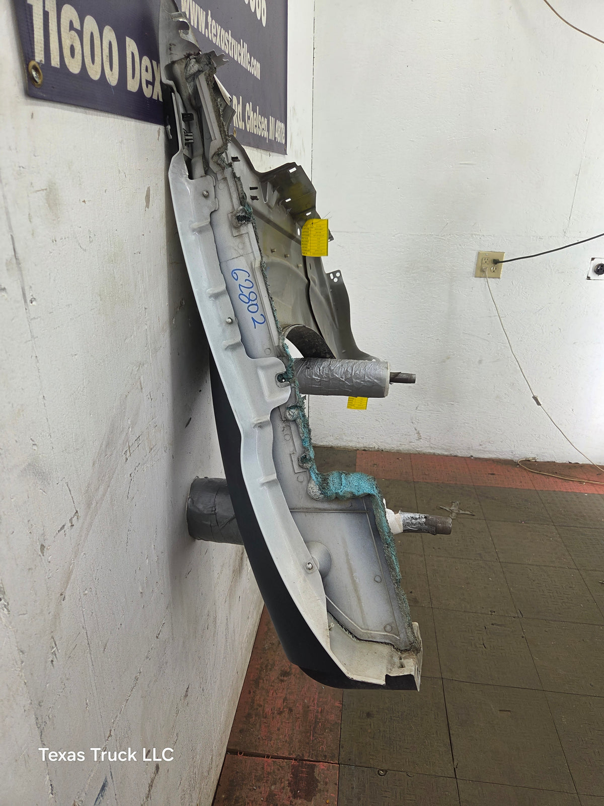 2011-2016 Ford Super Duty F450 F550 LH Driver Side Front Fender
