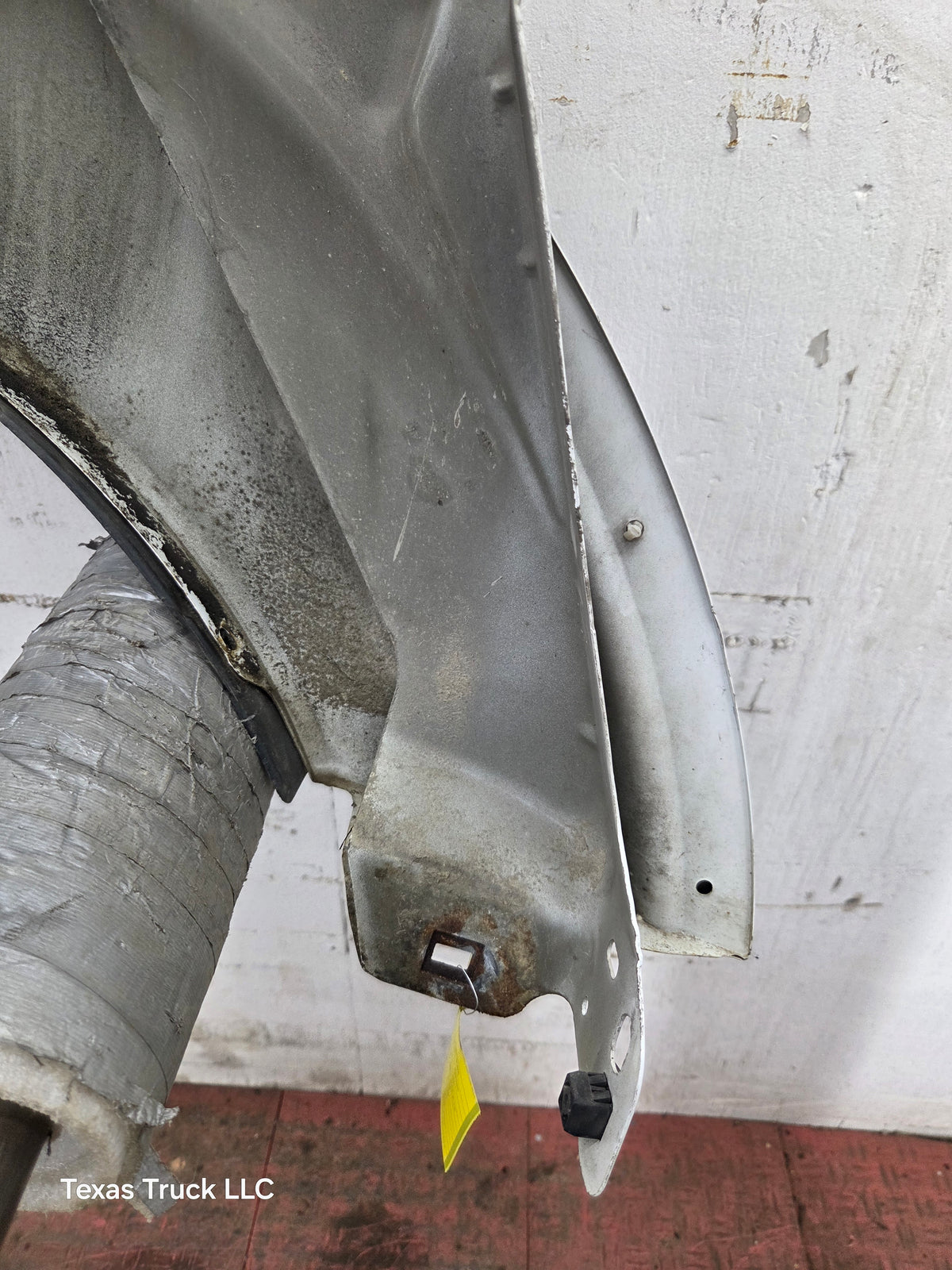 2011-2016 Ford Super Duty F450 F550 LH Driver Side Front Fender
