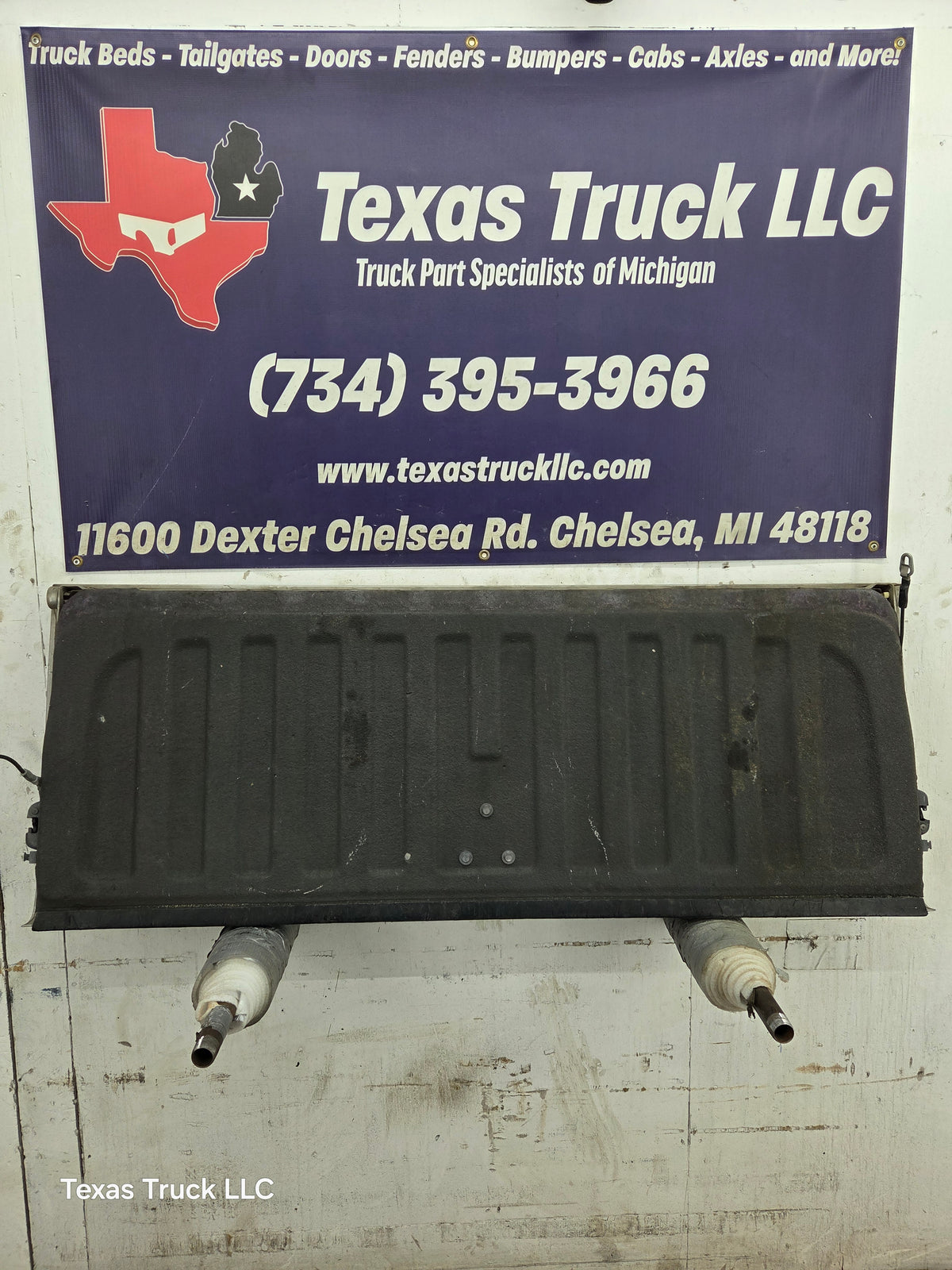 2007-2013 Chevrolet Silverado / GMC Sierra HD Tailgate 1500 2500 3500