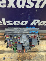 1999-2002 Chevrolet Silverado / GMC Sierra 1500 Engine Bay Fuse Box - 15328806