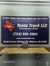 1999-2002 Chevrolet Silverado / GMC Sierra Engine Bay Fuse Box - 15328827