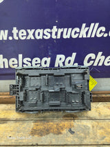 2007-2009 Chevrolet Silverado / GMC Sierra 1500 2500 3500 Engine Bay Fuse Box