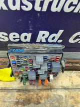 1999-2002 Chevrolet Silverado / GMC Sierra 1500 Engine Bay Fuse Box - 15328806