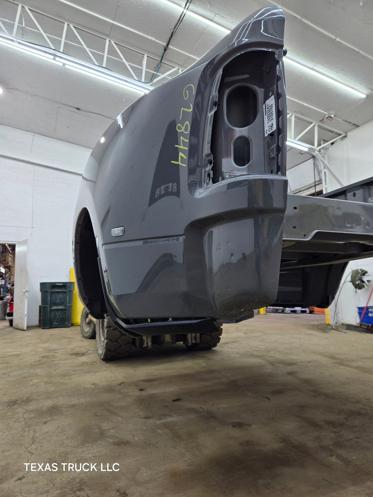 2019-2025 Dodge Ram 3500 4500 5th Gen Dually 8' Truck Bed