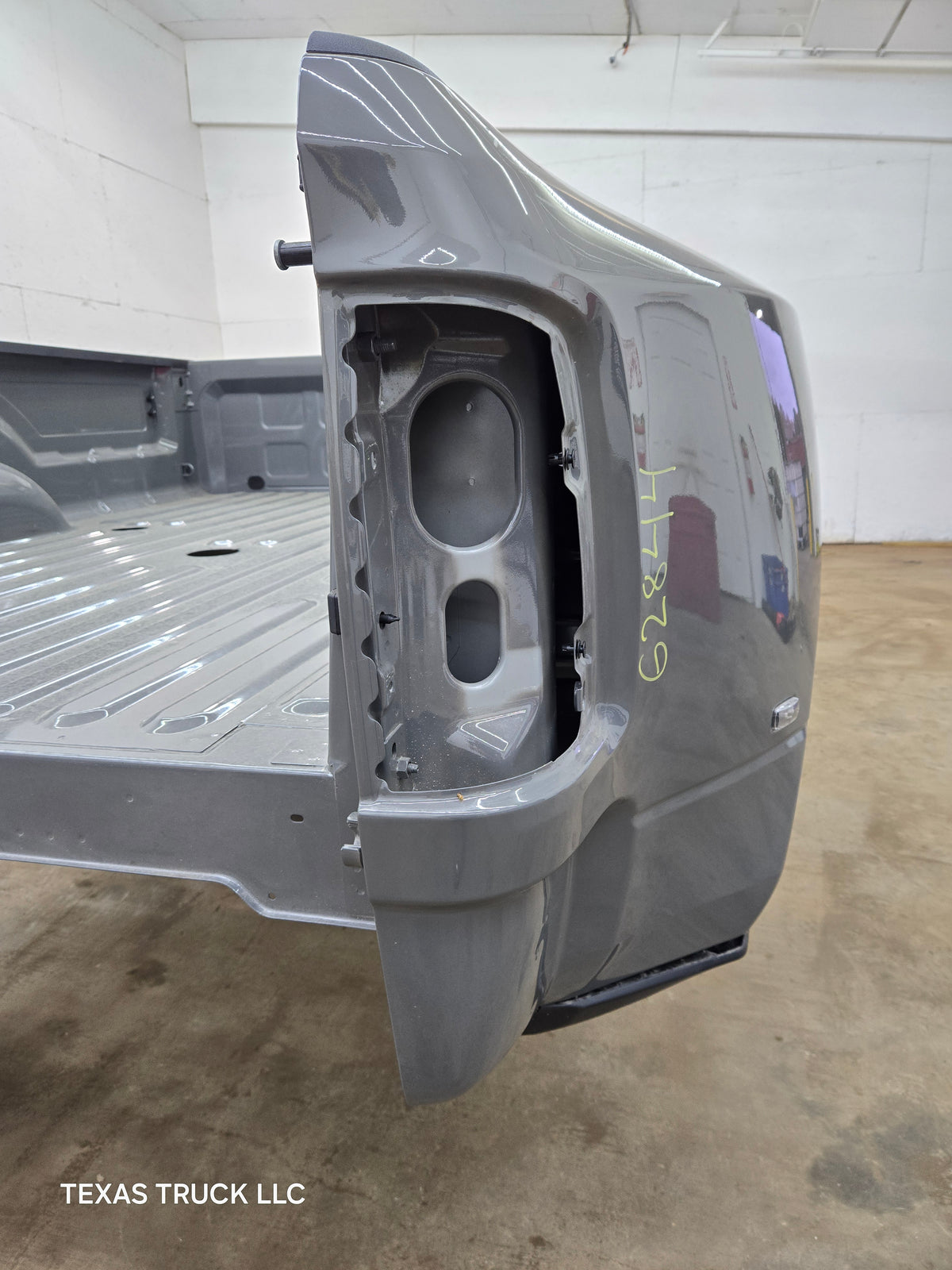 2019-2025 Dodge Ram 3500 4500 5th Gen Dually 8' Truck Bed