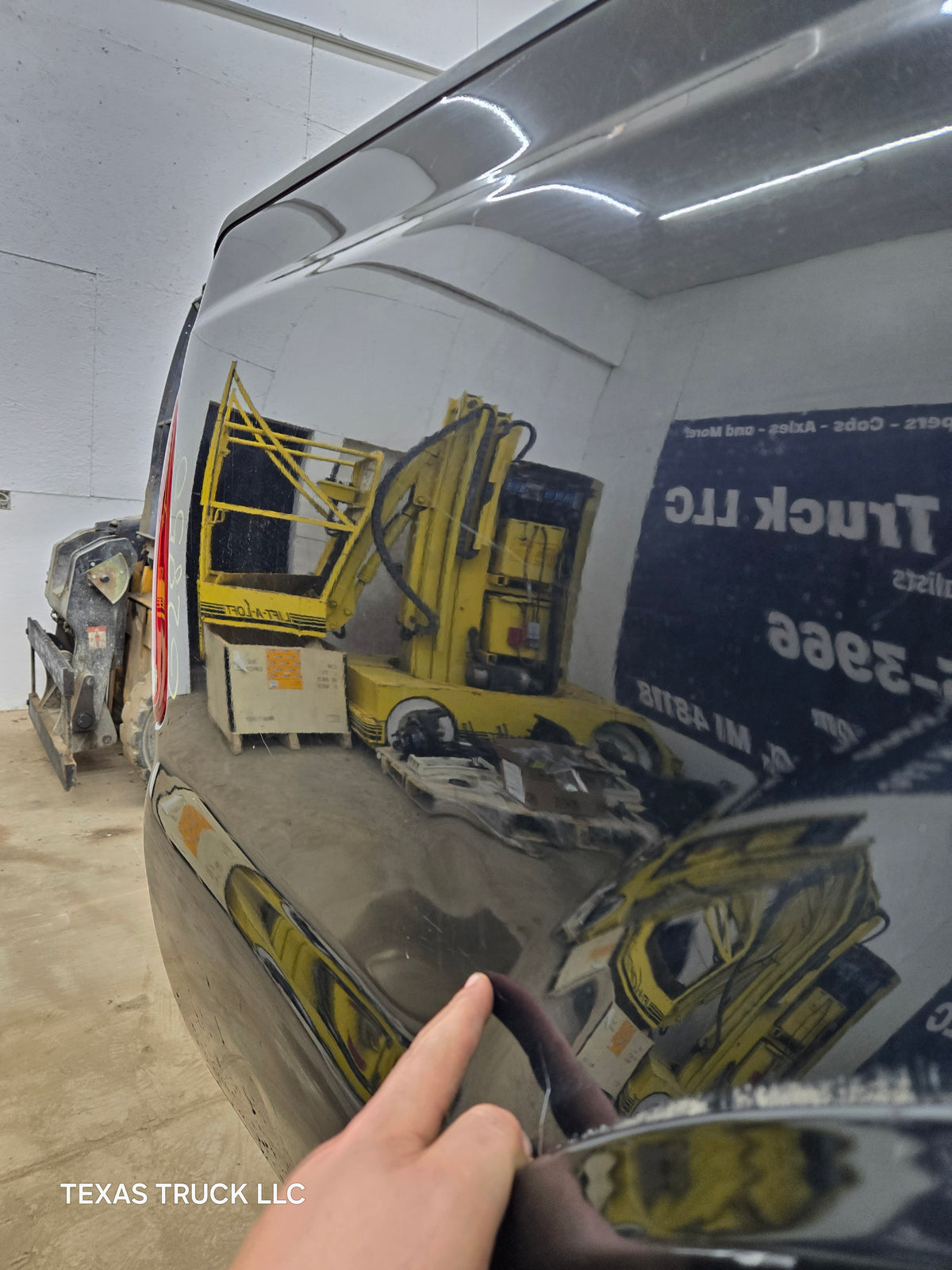 1999-2010 Ford F250 F350 Super Duty 6' 9" Short Truck