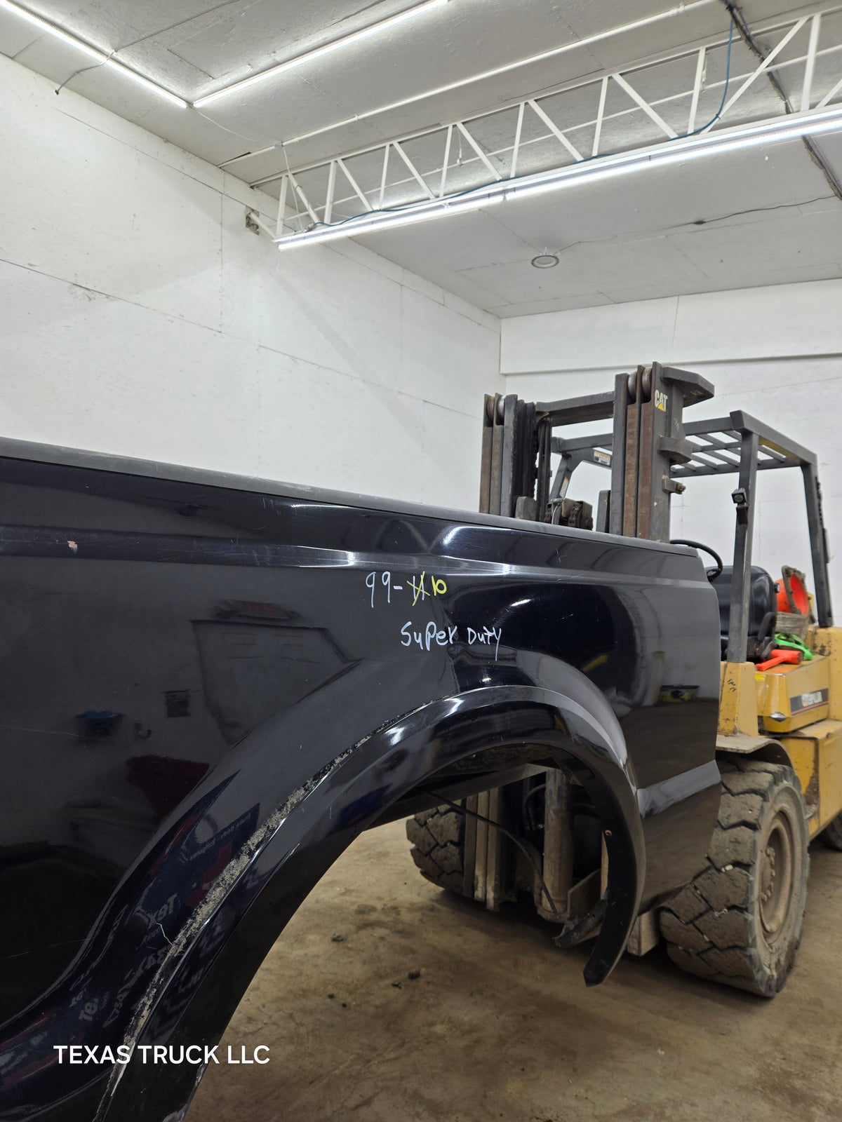 1999-2010 Ford F250 F350 Super Duty 6' 9" Short Truck