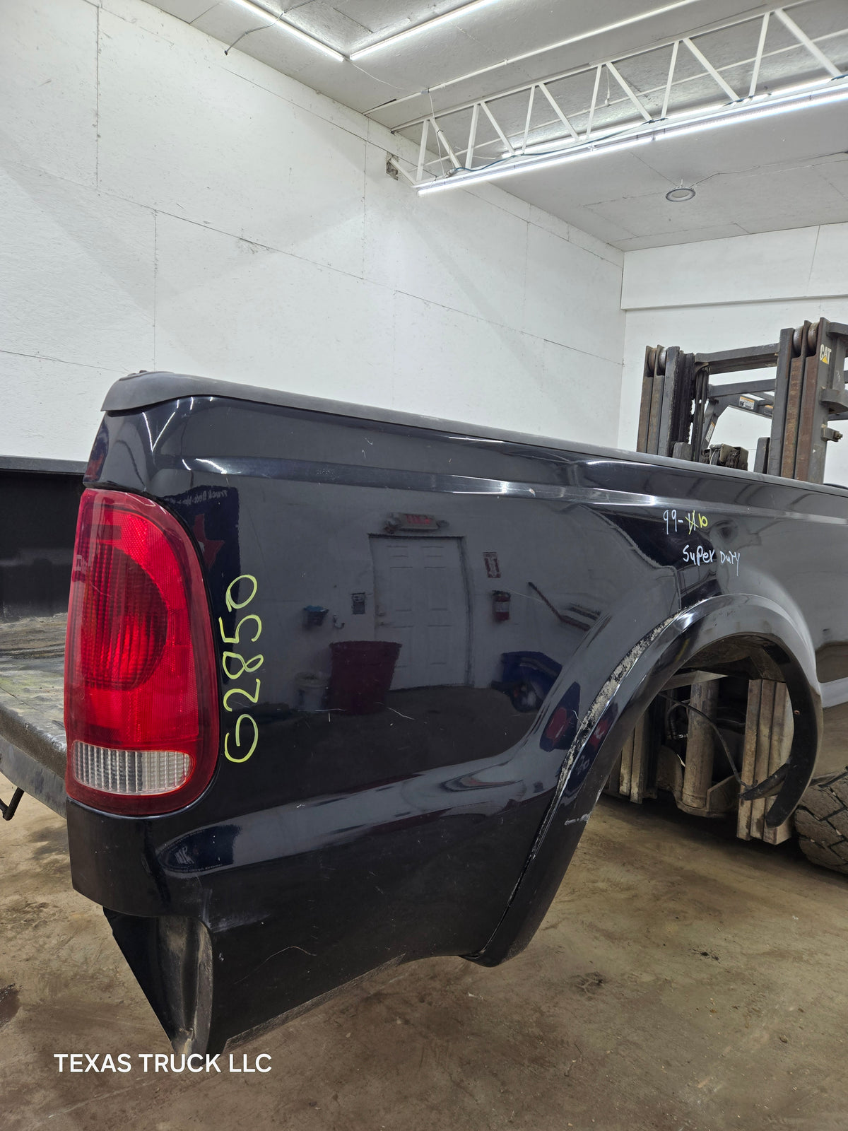 1999-2010 Ford F250 F350 Super Duty 6' 9" Short Truck